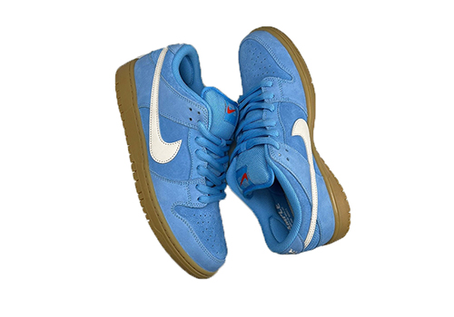 dunk low university blue fake