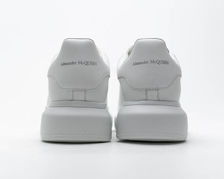 replica alexander mcqueen trainers